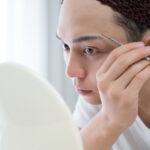 眉毛の角度はどのくらいがベスト?似合う角度の見つけ方を紹介