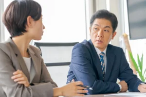 眉の左右差が気になる男性へ|原因と自分でできる直し方