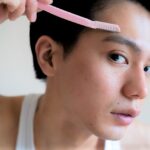 眉の剃り跡が青く残るのはなぜ？男性向けの対処法