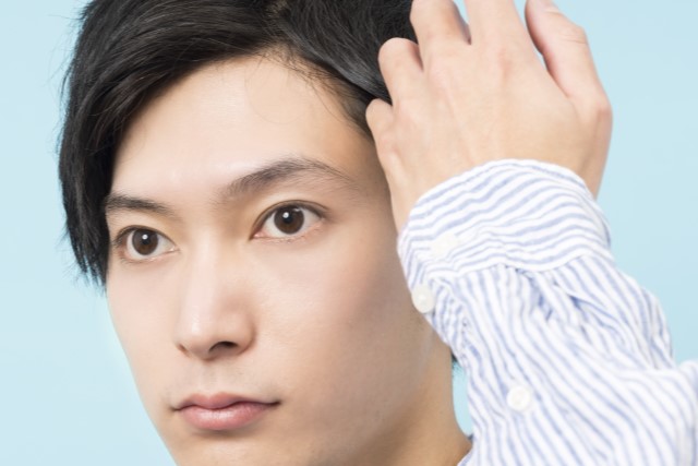 「眉の剃り跡が青く残る」に関する記事の画像｜メンズ眉毛サロン TransATT