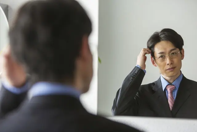 「眉を切りすぎた」に関する記事の画像|メンズ眉毛サロン TransATT