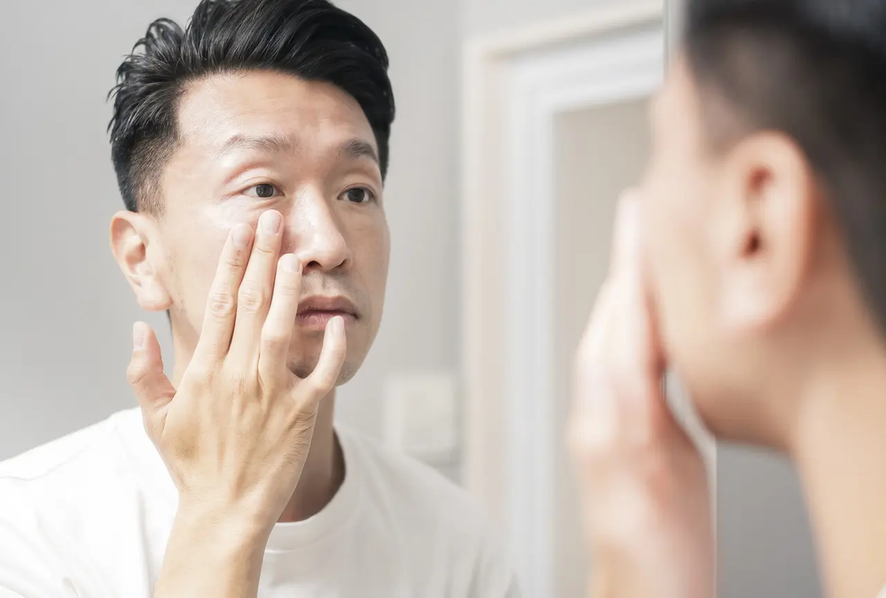 「野暮ったく見える眉」に関する記事の画像|メンズ眉毛サロン TransATT