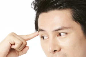 眉毛の毛周期とは?手入れに適した間隔の考え方