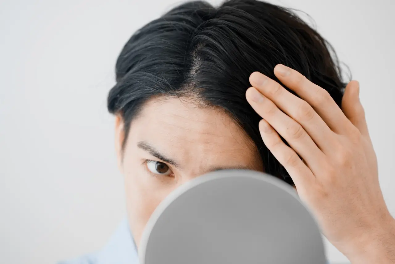 年代・職種別|男性の眉はどのくらいの太さが正解?